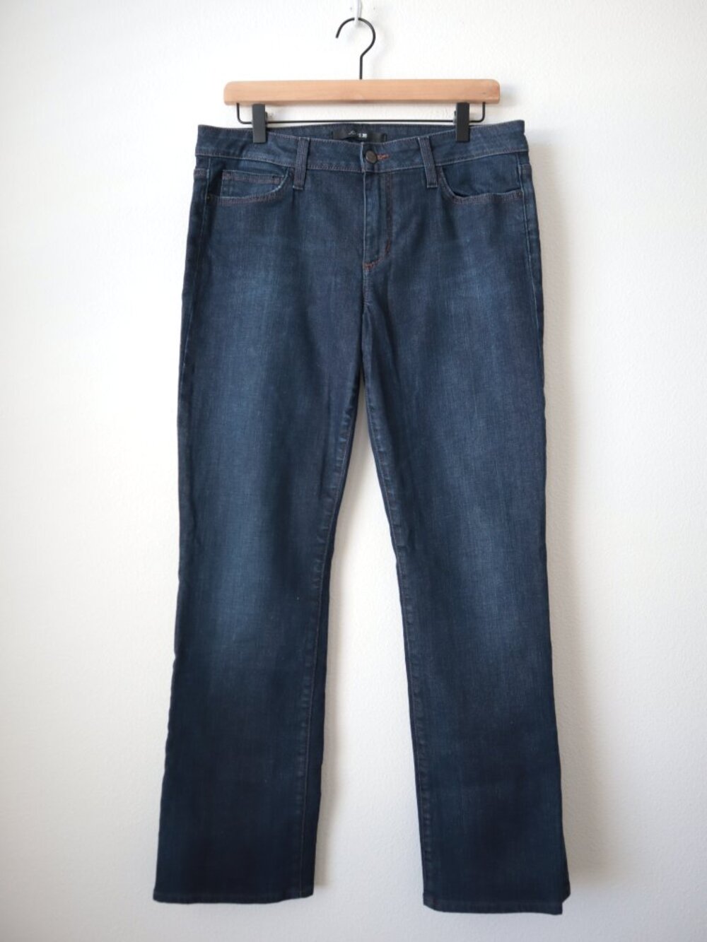 Joe's Jeans Curvy Bootcut Jeans in Dark Wash Dahlia | 32